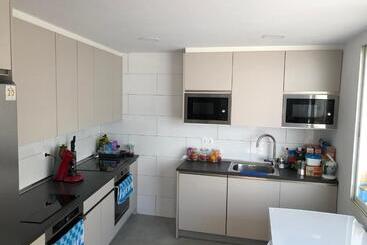 تختخواب و صبحانه La Maison Del Gállego