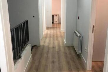 تختخواب و صبحانه La Maison Del Gállego