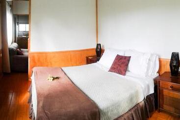 تختخواب و صبحانه Ngahu Bungalows Alojamiento Frente Al Mar En El Centro De Rapa Nui