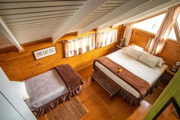 تختخواب و صبحانه Ngahu Bungalows Alojamiento Frente Al Mar En El Centro De Rapa Nui
