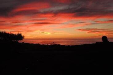 تختخواب و صبحانه Ngahu Bungalows Alojamiento Frente Al Mar En El Centro De Rapa Nui