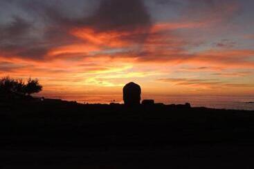 تختخواب و صبحانه Ngahu Bungalows Alojamiento Frente Al Mar En El Centro De Rapa Nui