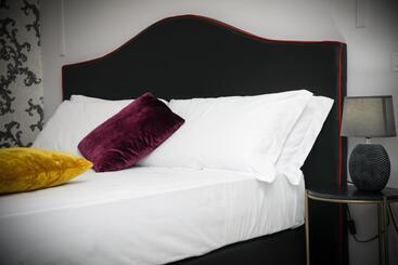 تختخواب و صبحانه Principessa Isabella Luxury Rooms