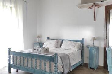 Caledonia B&b