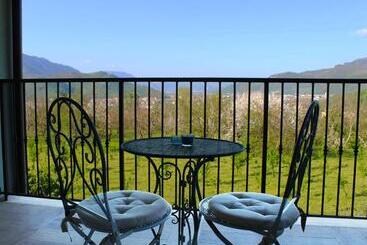 Caledonia B&b