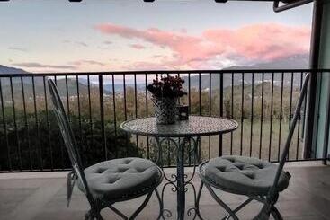 Caledonia B&b