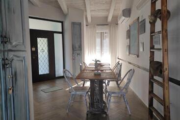 Caledonia B&b