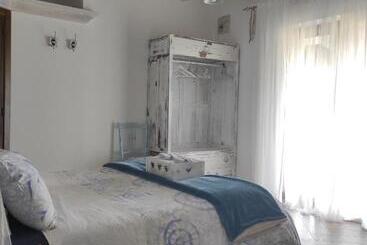 Caledonia B&b
