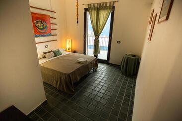 Casa Stone Milazzo B&b