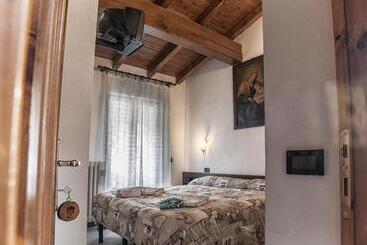 هتل Albergo Ristorante Guerri
