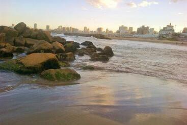 هتل Corales