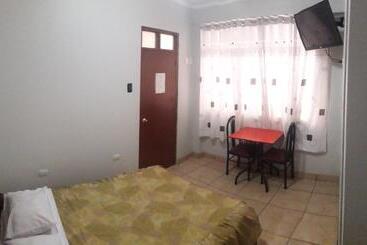 هتل Es Baños Sauna Gianmar I