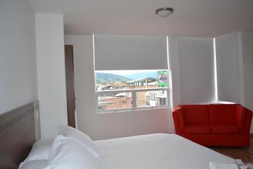 هتل Grand Premium Plaza
