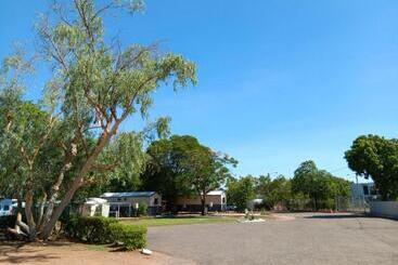 هتل Mt Isa Caravan Park