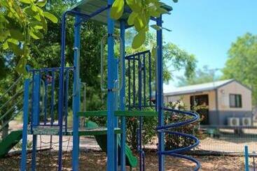 هتل Mt Isa Caravan Park