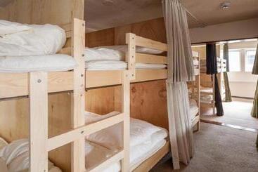 هتل Osaka Guest House Sakura Dormitory / Vacation Stay 9473