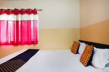 هتل Spot On Yamuna Banquet & Resort