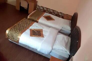 مُتل Crystal Hotel فندق كريستال