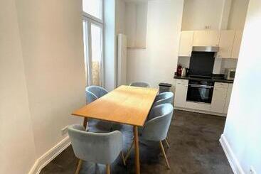 Park Lane Business Apartment