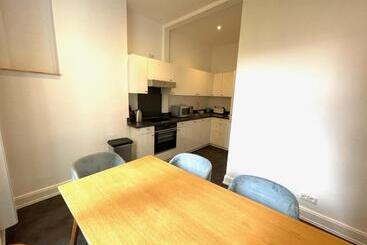 Park Lane Business Apartment