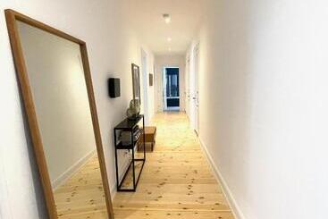 Park Lane Business Apartment
