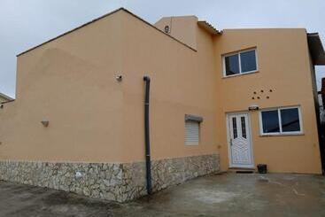 بنسيون Alcôa House