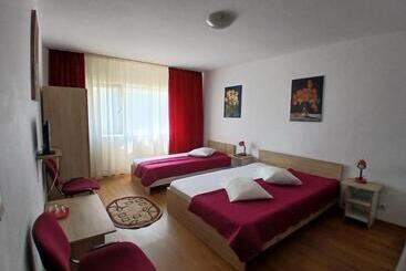 پانسیون Casa Rustica Apart & Rooms