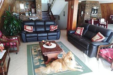 پانسیون Chalet Los Pinos