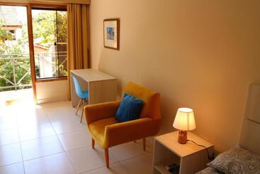 پانسیون De La Mora Hostal