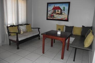 پانسیون De Nachtuilen Guesthouse