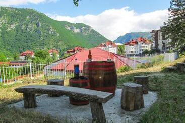 پانسیون Guesthouse Mirkovic