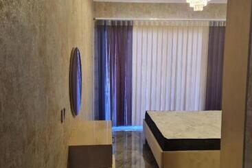 膳宿费 Lotus Guesthouse
