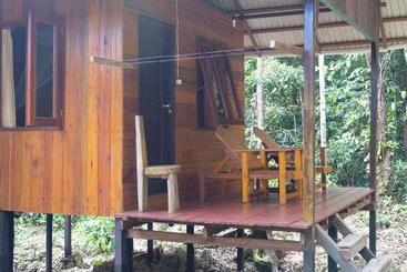 پانسیون Maratua Guesthouse