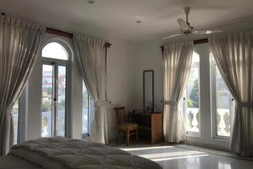 پانسیون Orchid Pearl Family Residence