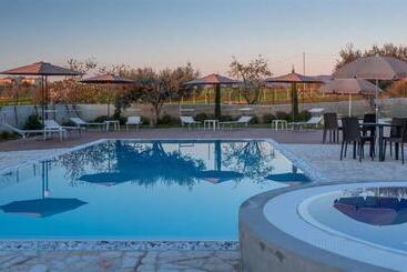استراحتگاه Dimora Villa Ada