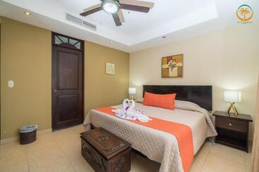 Bahia Encantada Beach Front Proyect, Jaco Paradise