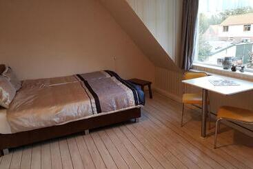 تختخواب و صبحانه Bed En Breakfast Molenzicht