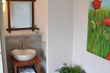 تختخواب و صبحانه Bed En Breakfast Molenzicht