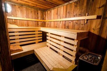 تختخواب و صبحانه Chalet L Etagne