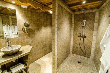 تختخواب و صبحانه Chalet L Etagne