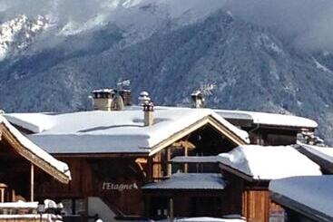 تختخواب و صبحانه Chalet L Etagne