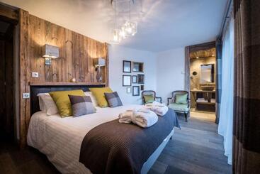 تختخواب و صبحانه Chalet L Etagne
