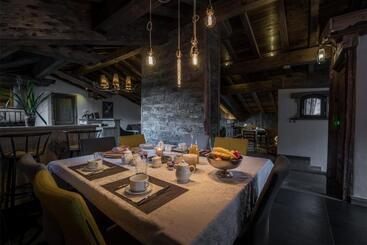 تختخواب و صبحانه Chalet L Etagne