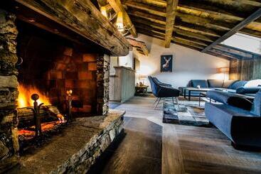 تختخواب و صبحانه Chalet L Etagne