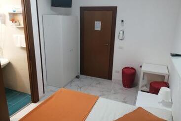호텔 Albergo Ollolai