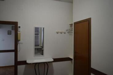 호텔 Albergo Ollolai