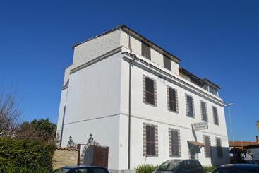 호텔 Albergo Ollolai