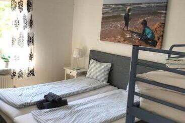 هتل Hallandsgården Mellbystrand