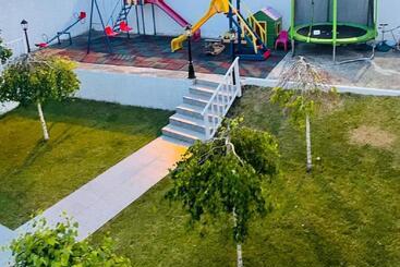 هتل Marailis Mangalia