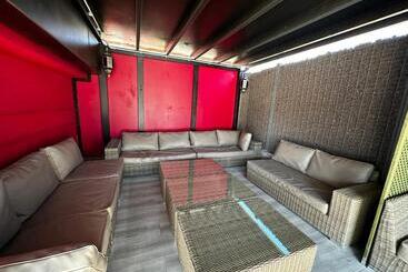 هتل Paradise Resort   Fkk Swinger & Nudist Couples Only